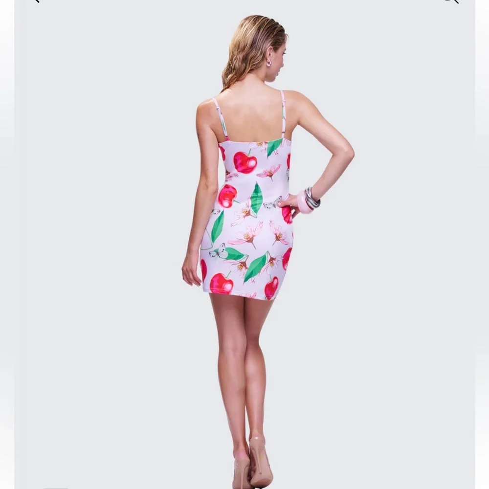 🍒Women’s Finesse Sheri Cherry Dress 🍒 - Picture 3 of 9